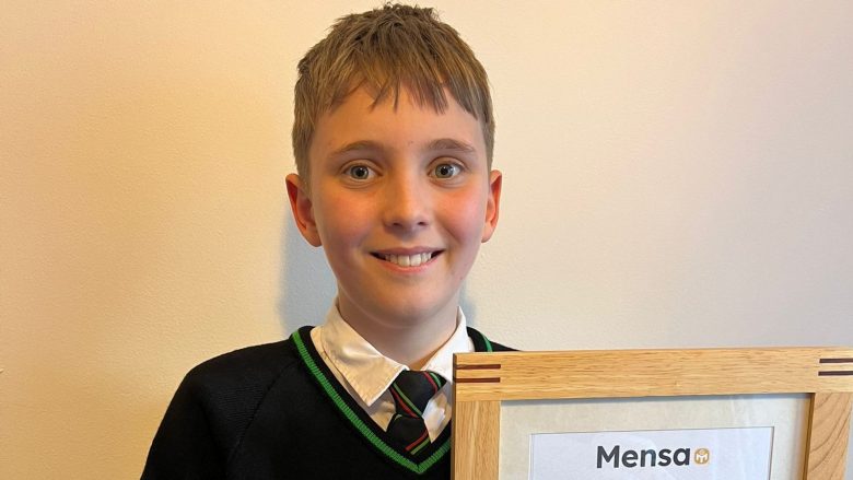 Rory Bidwell, 12-vjeçari nga Britania e Madhe ka IQ-në më të lartë se Albert Einstein dhe Stephen Hawking