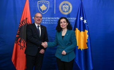 Osmani në takim me Hasanin: Pozita e Kosovës në arenën ndërkombëtare ka nevojë për kontributin e Shqipërisë