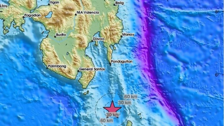 Tërmeti me magnitudë 6.8 godet Filipinet, po vlerësohet mundësia e cunamit