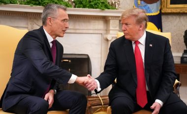 Shefi i NATO-s tregon “nëse është i shqetësuar nëse Trump do të tërhiqet nga aleanca”, nëse rizgjidhet president