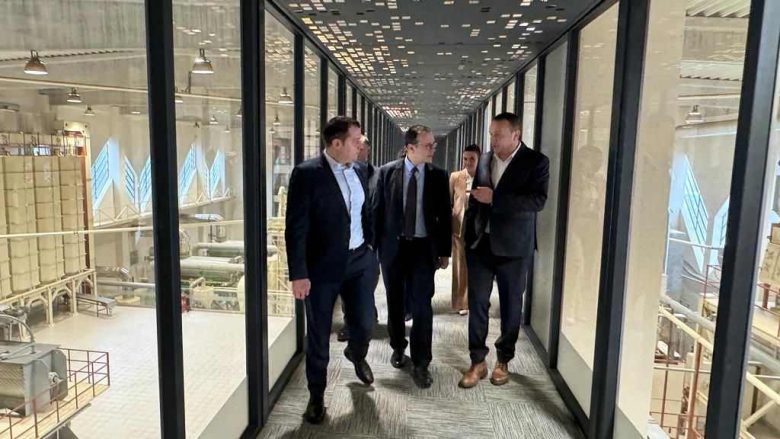 Ambasadori turk viziton Devolli Corporation, pritet nga Shkëlqim Devolli
