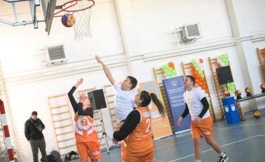 “Sport në Shkolla”, fotografi nga lansimi i programit në Podujevë