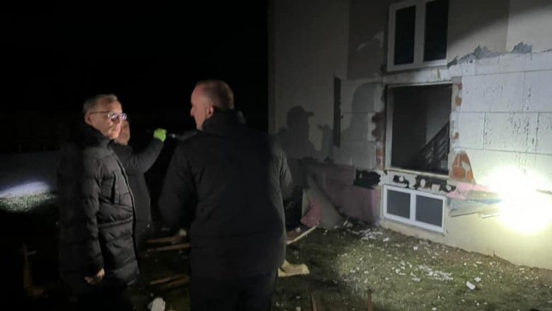 Katër nga të lënduarit nga bombola e gazit në Mitrovicë në gjendje më të rëndë