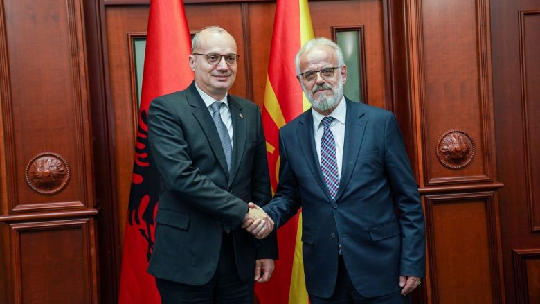 Xhaferi në takim me Hasanin: Maqedonia e Veriut dhe Shqipëria ndajnë qëllime dhe interesa të përbashkëta në planin e jashtëm politik