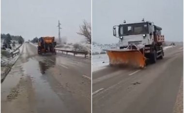 Reshjet e borës “pushtojnë” juglindjen e Shqipërisë