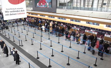 Mbi 10 mijë udhëtarë më shumë në tri ditët e para të janarit në Aeroportin e Prishtinës, krahasuar me vitin e kaluar