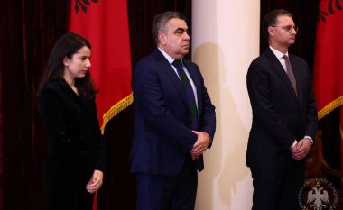 Betohen në Presidencë ministrat e rinj në kabinetin e qeverisë së Shqipërisë