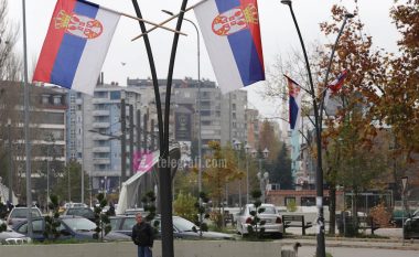 Në veri të Mitrovicës dhe Leposaviq nis peticioni për shkarkimin e kryetarëve
