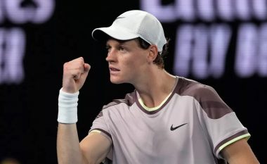 Jannik Sinner fiton titullin e parë të Grand Slamit, mposht në finale rusin Medvedev