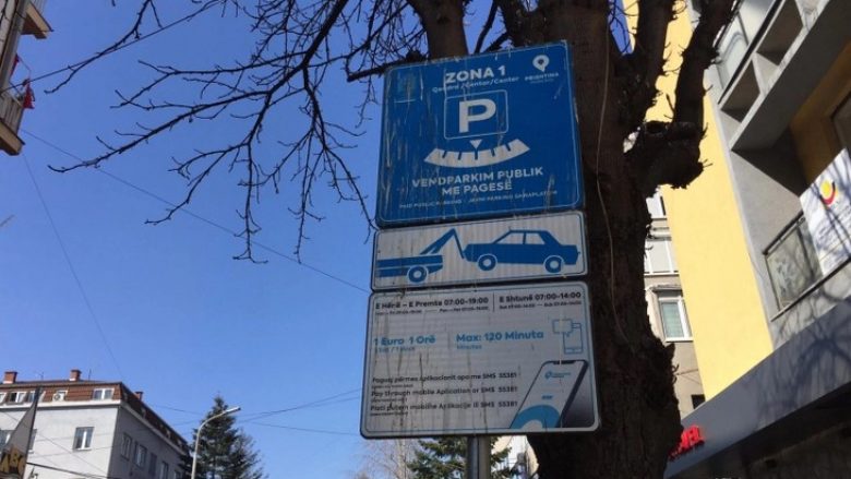 Nesër hyn në fuqi rregullorja e re për menaxhimin e parkingjeve në Prishtinë