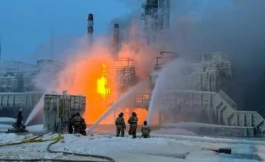 “Kur ndodhi shpërthimi, u dridh toka”: Putini kishte një natë ferri pasi dronët goditën fabrikën e naftës të lidhur me Kremlinin