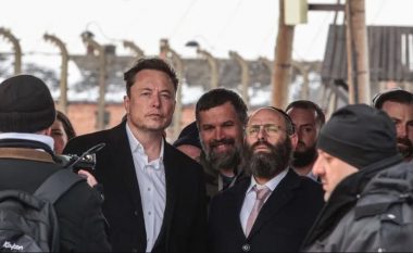 Elon Musk viziton kampin e Aushvicit