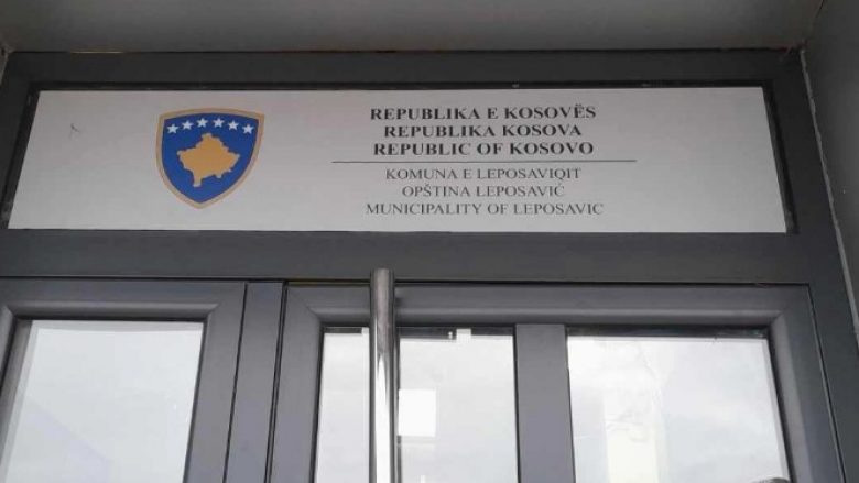 Dyshimet për konsumim të drogës brenda zyrave nga nënkryetarja e komunës së Leposaviqit – Prokuroria nis hetimet