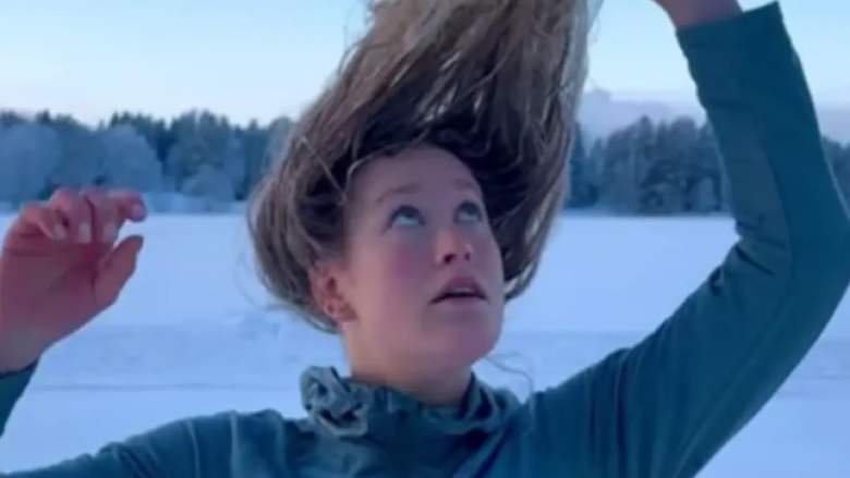 Moti ekstrem – suedezes i ngrinë flokët nga temperaturat e ulëta