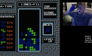 Një 13-vjeçar në Oklahoma besohet të jetë personi i parë që mundi Tetris - që nga lëshimi i lojës më shumë se tri dekada më parë