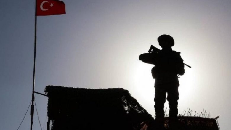 Vriten pesë ushtarë turq në veri të Irakut