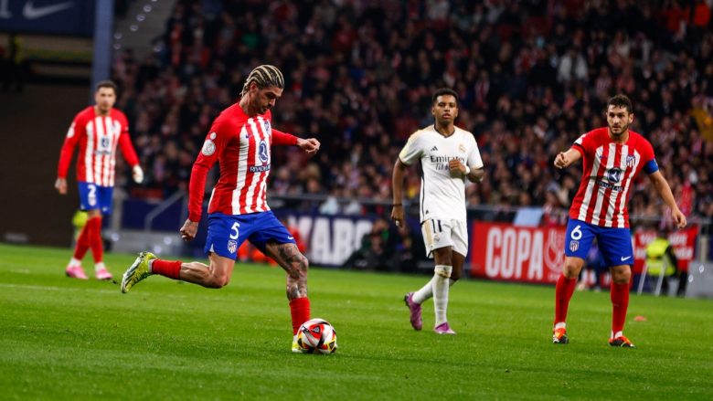 Katër gola dhe spektakël, derbi i Madridit shkon në vazhdime