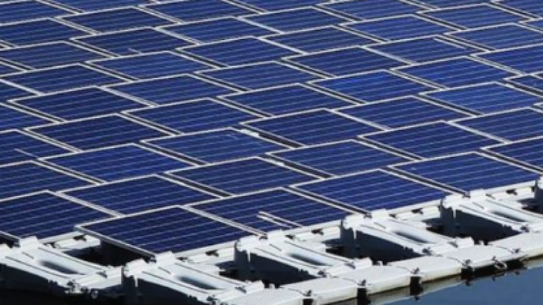 Investimet në panele diellore ulin importin e rrymës në Maqedoninë e Veriut