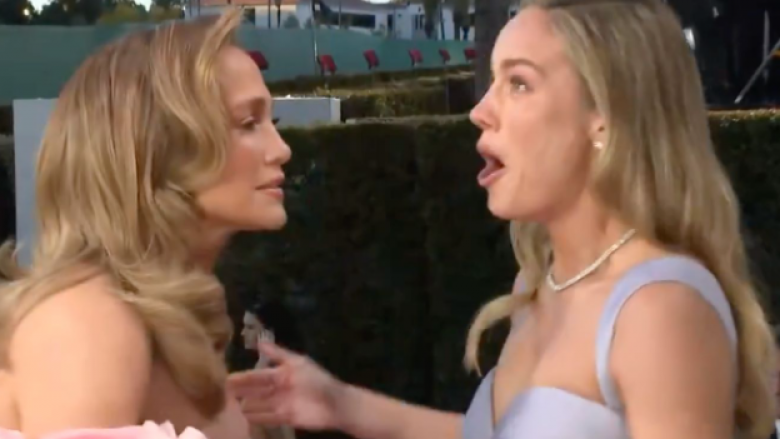 Moment epik: Brie Larson fillon të qaj teksa takohet me Jennifer Lopez në Golden Globes