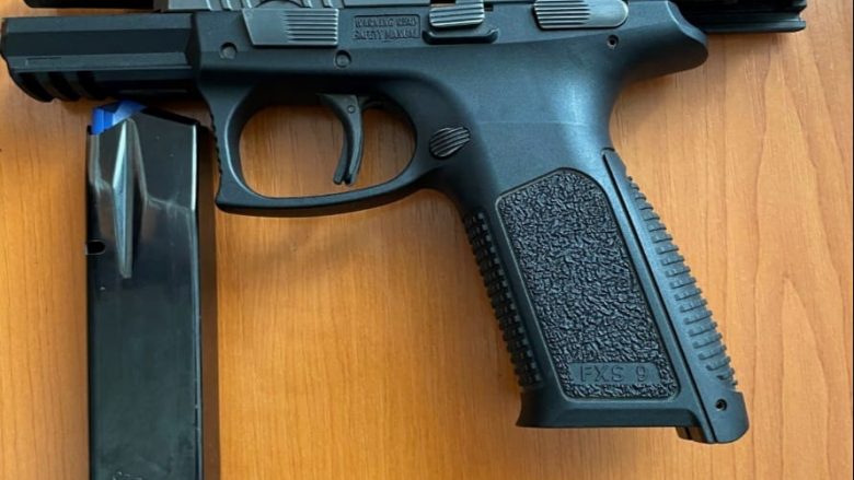 Gjatë javës së parë të janarit sekuestrohen disa armë dhe municion – arrestohen pesë persona në Prishtinë