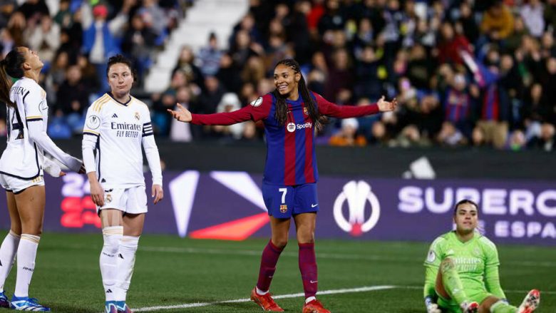 Barça Femeni hakmerret për ekipin e meshkujve, shkatërrojnë Real Madridin në Superkupën e Spanjës