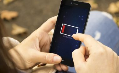 Kur duhet ta ndërroni baterinë e iPhone-it tuaj?