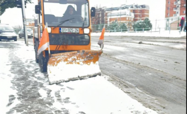 Reshjet e borës në Prishtinë, Rama bën thirrje për kujdes të shtuar në trafik
