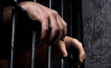 Një muaj paraburgim për policin nga Obiliqi që mori 1 mijë euro ryshfet
