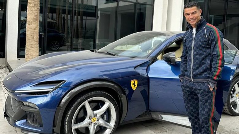 I veshur me tuta sportive në vlerë 2000 euro, Cristiano Ronaldo tregon se ka shtuar një “Ferrari” luksoz në koleksionin e tij të veturave