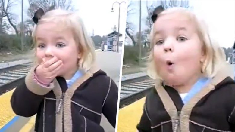 Vogëlushja pa për herë të parë një tren – reagimi i saj shkriu zemrat në mbarë botën