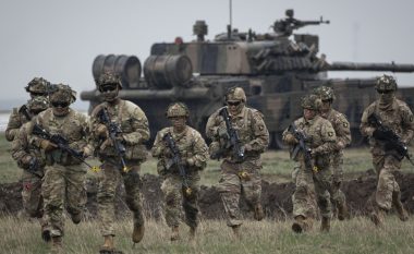 Çfarë do të thotë për Evropën stërvitja e NATO-s, Steadfast Defender 24?