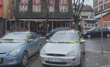 Granata shpërtheu derisa tre persona po hynin në veturë, policia jep detaje për rastin në veri të Mitrovicës