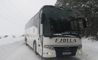 Sulmohen në Serbi dy autobusët e kompanisë kosovare, nuk ka të lënduar