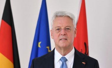 Nisja e sesionit të ri parlamentar në Shqipëri, ambasada gjermane thirrje partive politike