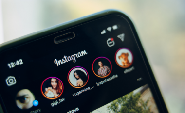 A njofton Instagrami përdoruesit nëse i bëni ‘screenshot’ storjet e tyre – mësoni nëse keni hasur në këtë “siklet”