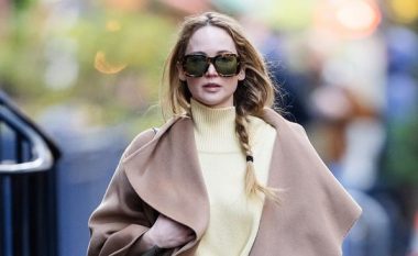 Çfarë t’i kopjosh gardërobës së Jennifer Lawrence që të kesh stil pa u përpjekur?