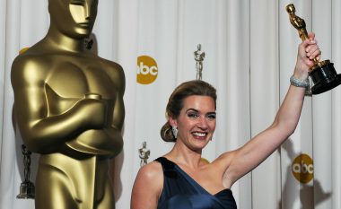 Kate Winslet zbulon arsyen e veçantë pse e mban trofeun e saj të ‘Oscar’-it në tualet