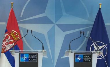 NATO deklarohet rreth rikthimit të shërbimit të detyrueshëm ushtarak në Serbi