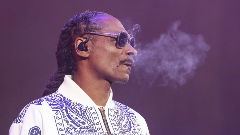 Snoop Dogg refuzoi ofertën prej 100 milionë dollarësh për t’iu bashkuar OnlyFans: Nuk dua kurrë para të tilla në jetë