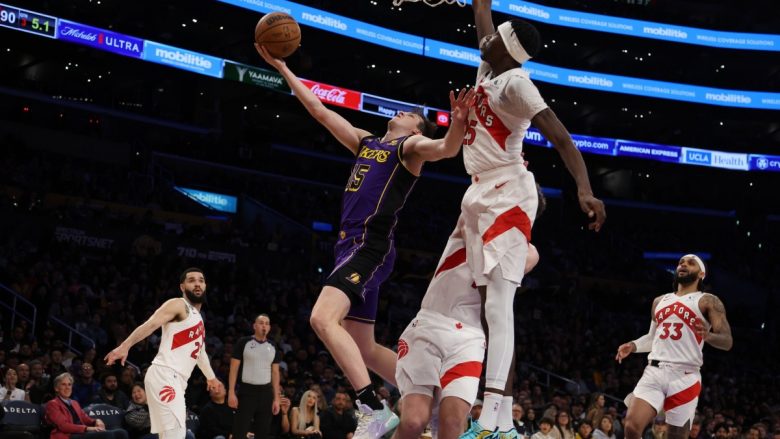 Lakers fiton ndeshjen spektakolare ndaj Raptors me një pikë diferencë