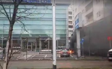 Zjarr në afërsi të një ndërtese në Fushë Kosovë