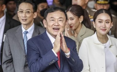 Lirohet ish-kryeministri tajlandez Thaksin Shinawats