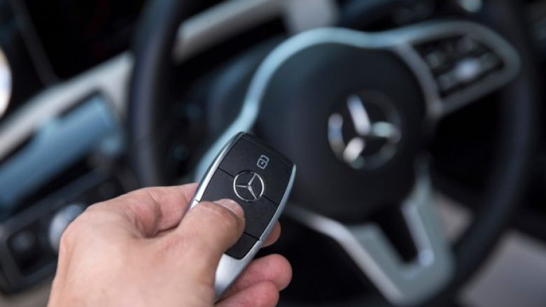 “Çelësat inteligjentë” janë shumë të zakonshëm në veturat moderne – por ata sjellin me vete edhe rreziqe të caktuara