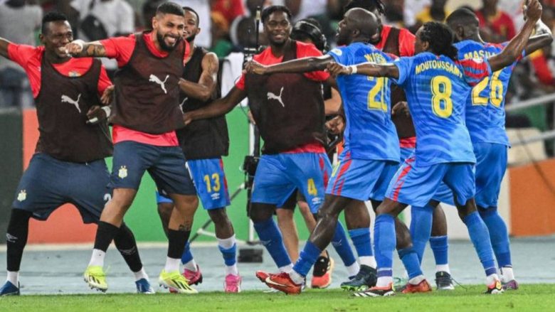 Kongo mposht Guinenë dhe kualifikohet në gjysmëfinale të Kupës së Kombeve