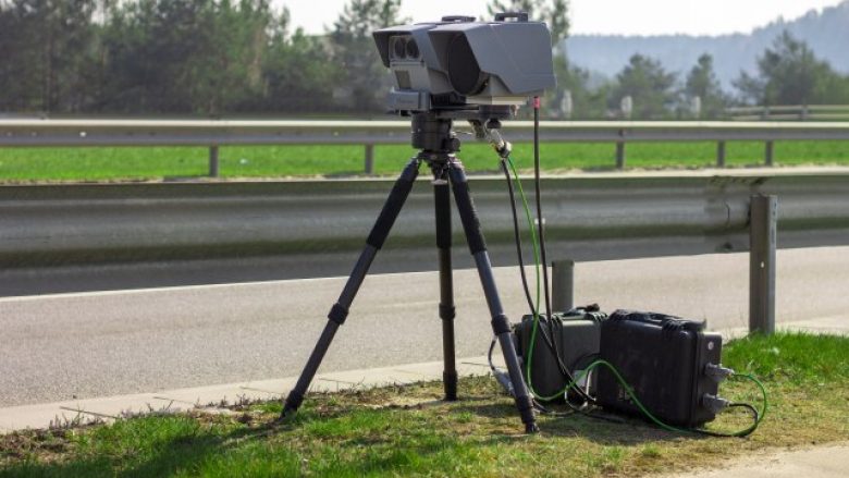 Befasi për drejtuesit e mjeteve në Gjermani: Policia ka një strategji të re me kamerat e shpejtësisë