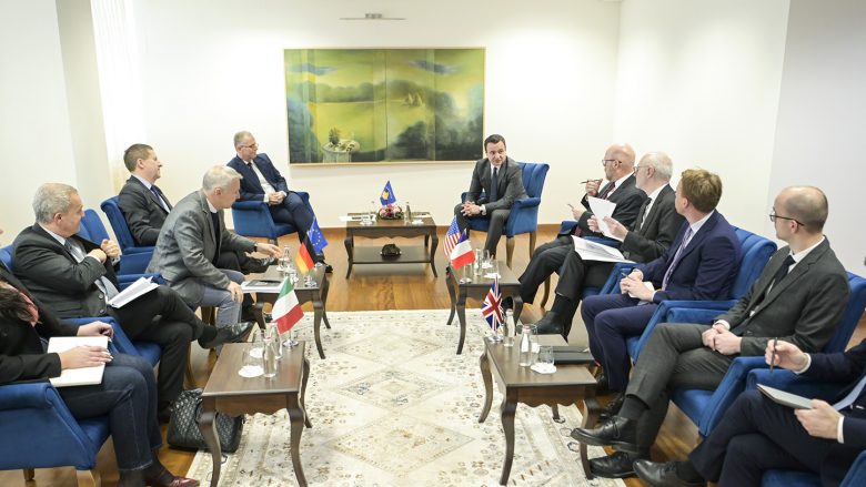 Kurti takoi ambasadorët e shteteve të QUINT-it, biseduan për anëtarësimin e Kosovës në Këshillin e Evropës