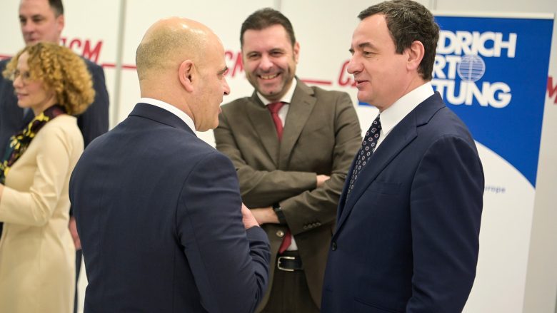 Kurti në Shkup, mori pjesë në takim rajonal të partive simotra të Partisë së Socialistëve Evropiane