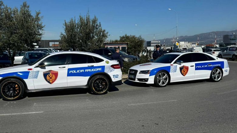Pritja e Blinkenit në Tiranë, policia përdor makina luksoze të sekuestruara në operacionet kundër grupeve kriminale