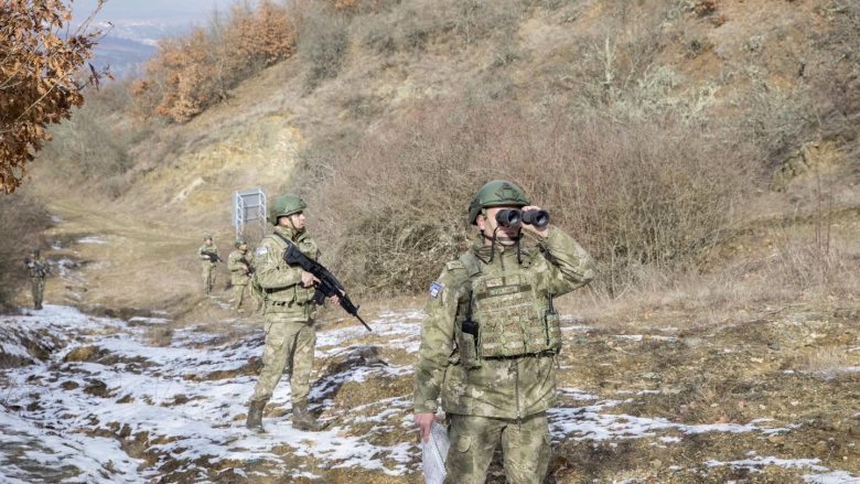 KFOR-i turk kryen patrullime në pikën kufitare mes Kosovës dhe Serbisë