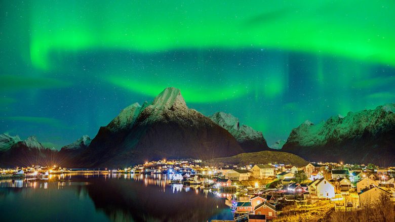 Në këtë qytet të Norvegjisë ndodh diçka e magjishme sa herë që bie nata
